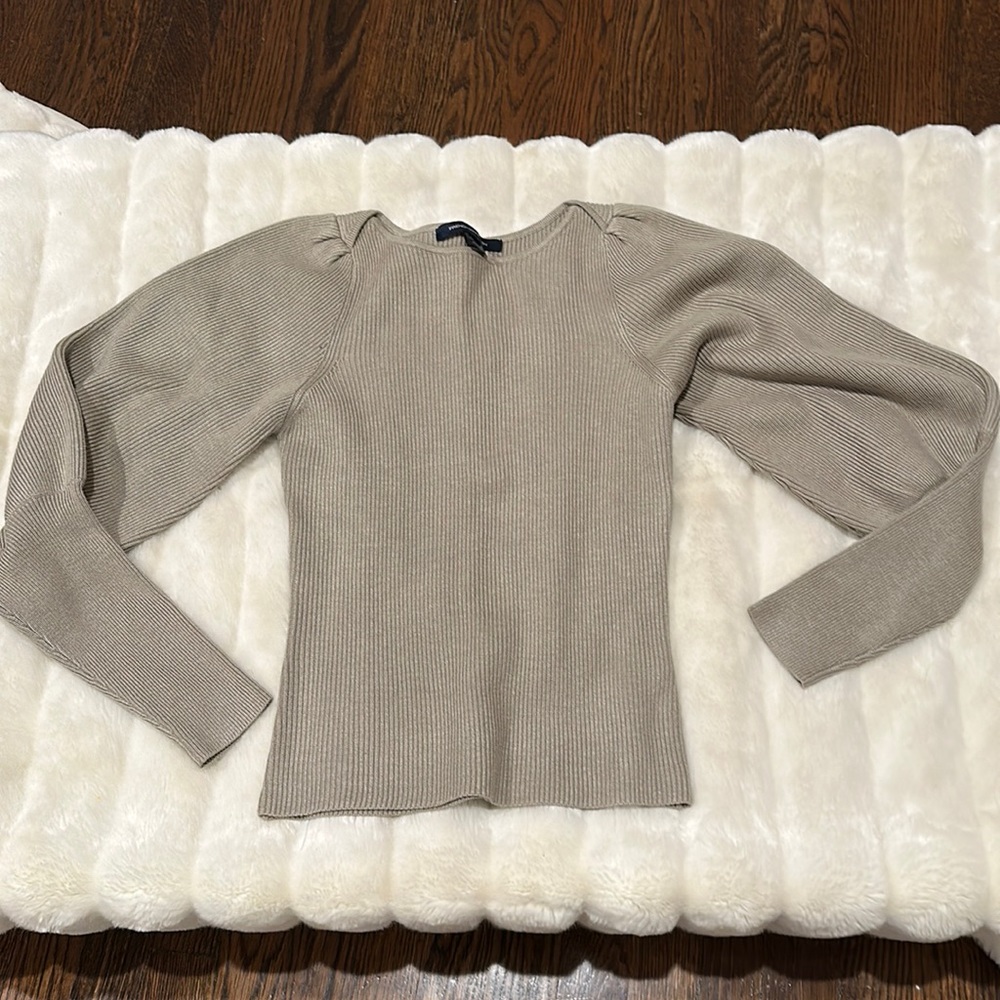 French connection ribbed sweater size xs tan color